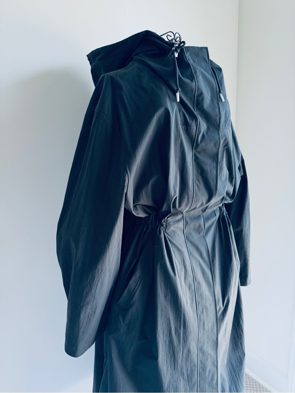 COS rain jacket - Picture 7 of 10